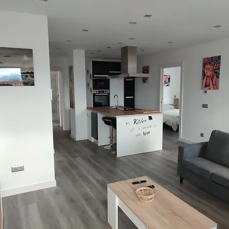 Piso De Tres A 50m De La Playa Apartment Santona