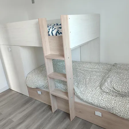 Piso De Tres A 50m De La Playa Appartement Santoña