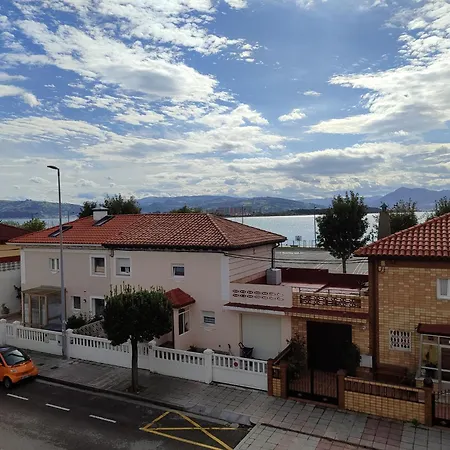 Piso De Tres A 50m De La Playa *